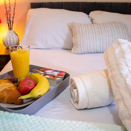 Royale Green View House- Free Parking, Wifi, Perfect For Contractors And Holiday 노샘프턴 외부 사진