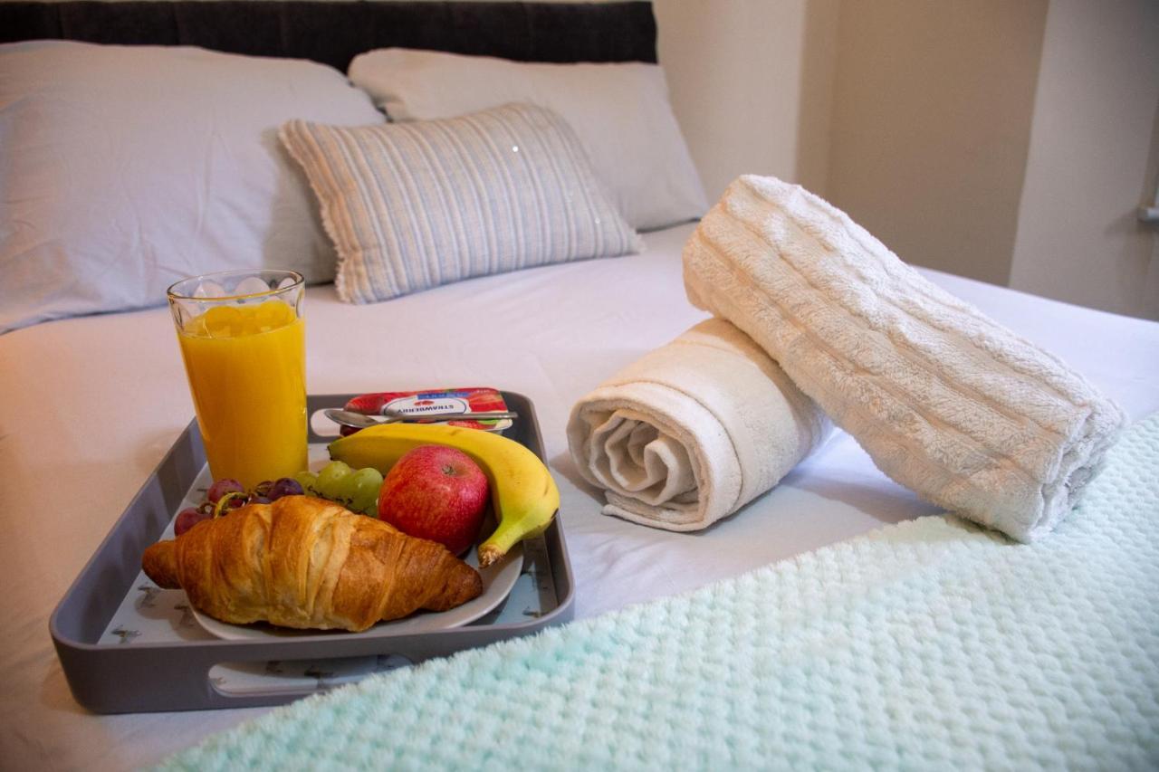 Royale Green View House- Free Parking, Wifi, Perfect For Contractors And Holiday 노샘프턴 외부 사진